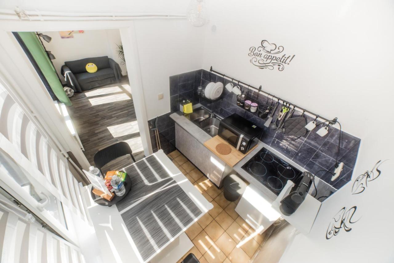 City Centre Hidden Gem! Apartment For Up To 3 People Bryssel Exteriör bild